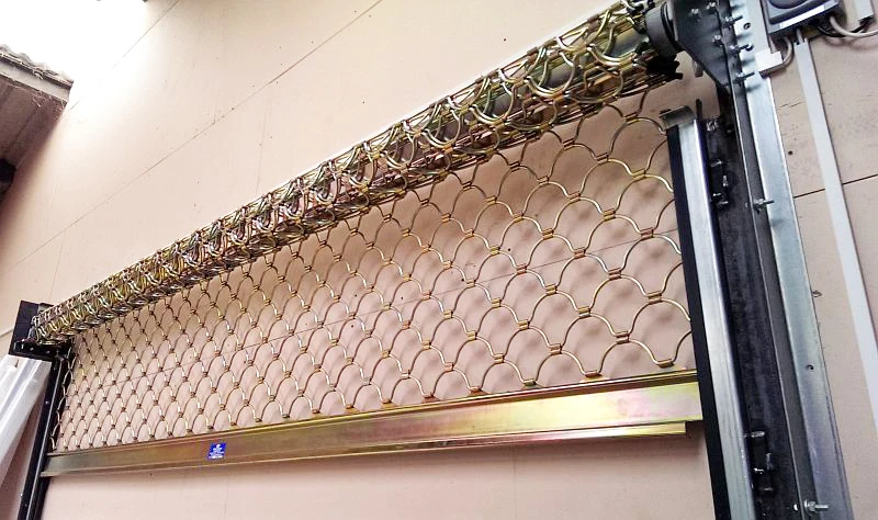 Modern House Design Of  Security Wire Galvanized Steel  Mesh Shutter Door