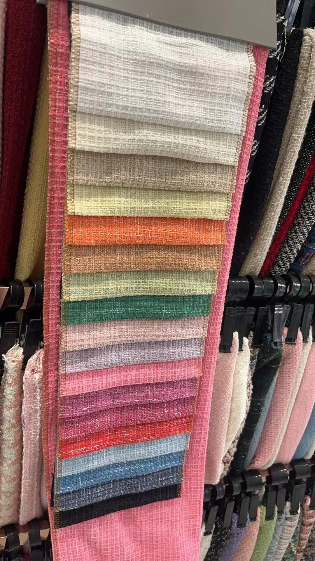 New fashion recycled polyester fabric 100% polyester glitter pink tweed fabrics for clothing