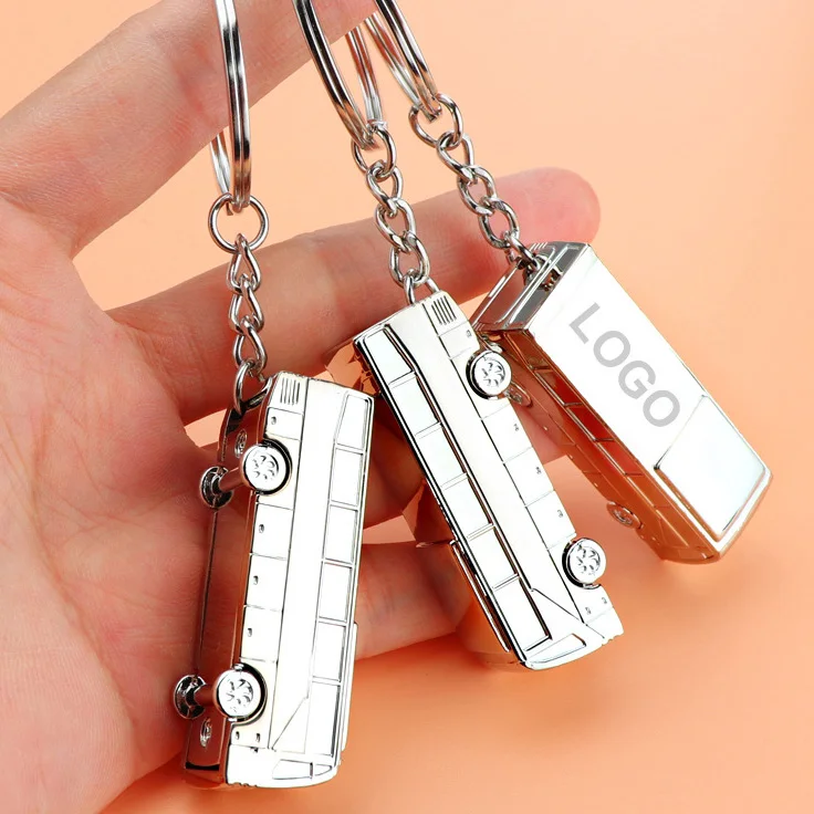 Wholesale Custom  Metal car Keychain 3d Mini Large Truck Model school bus Metal Keychain