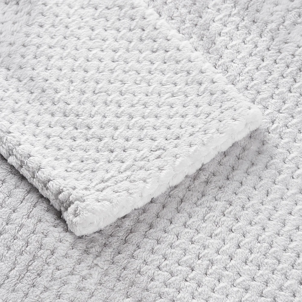 Lightweight Cozy Soft Knitted Solid Fashion Jacquard Pattern Coral Fleece Bathrobe