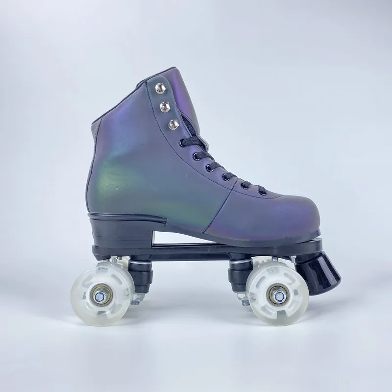 Factory Haute couture OEM ODM Reflective 3m material roller skates 4 wheel, Amazon hot sale quad skates women flashing roller