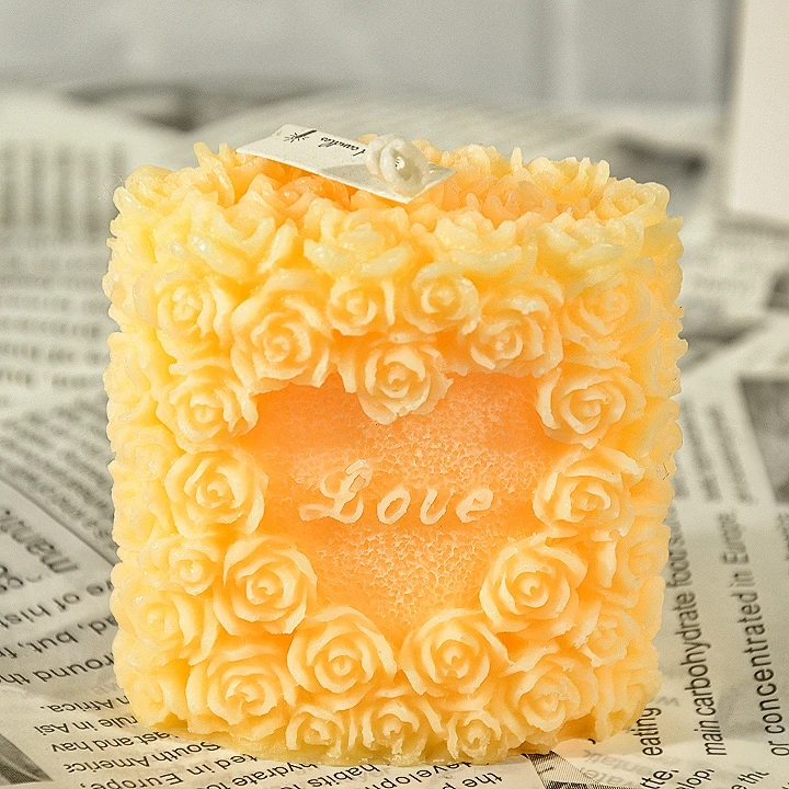 Valentines Day Hot Sale Lovely Heart Shape Atmosphere Aromatherapy Candle gifts flower cluster shape customizable packaging