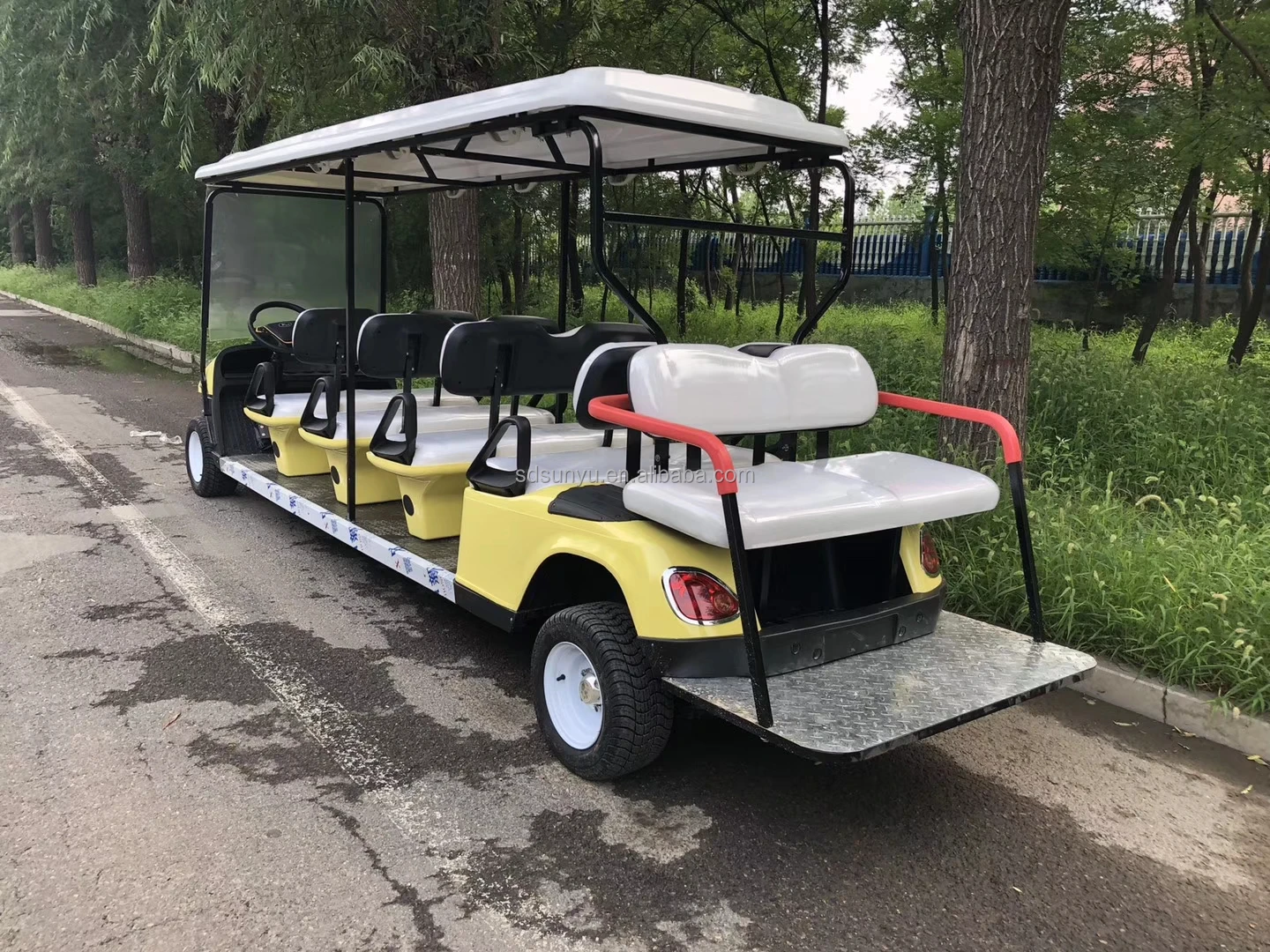 Affordable Club 2 4 6 Seater Chinese Electric Golf Cart Car for Sale 72V Lithium Custom Comfortable