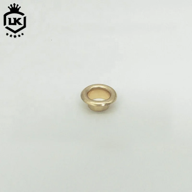 Заводская оптовая цена модные высококачественные золотые металлические петли для одежды