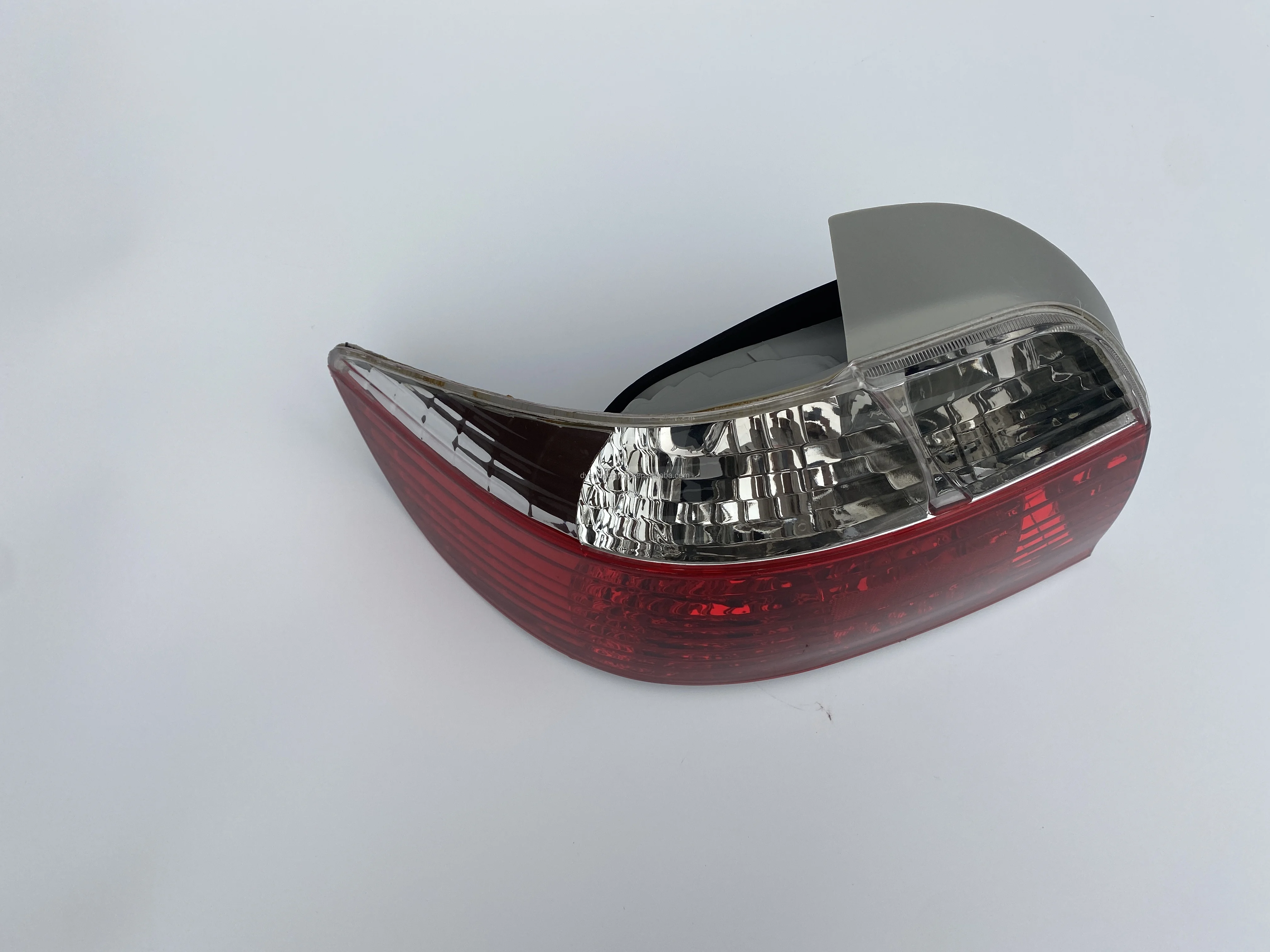 Автозапчасти высококачественный задний фонарь 81551-0D030 81561-0D030 для TOYOTA VIOS 2003
