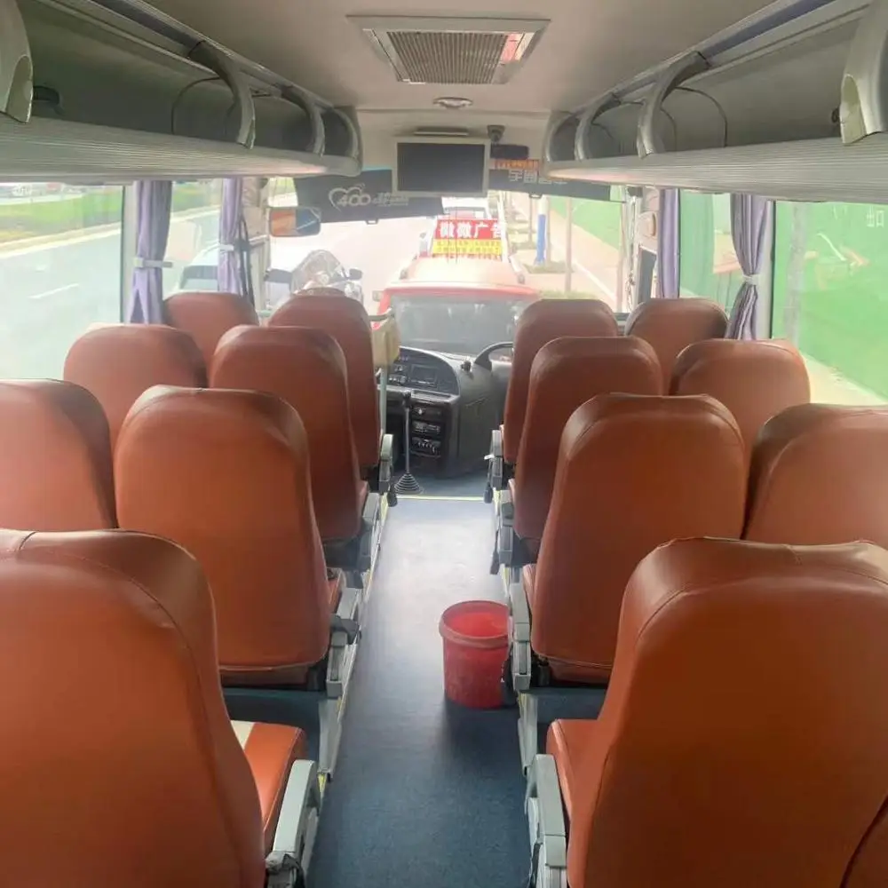 Factory Supplier 35 Seats 147 kw YUTONG Coach  Bus