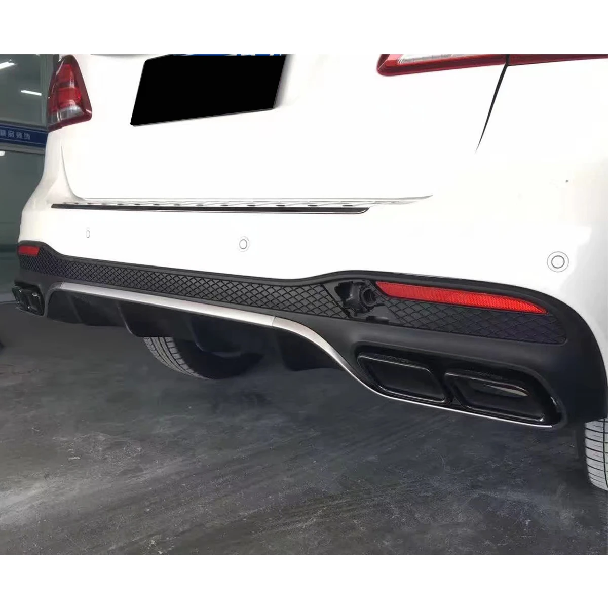 Body kits include bumper lights  grille hood for  Mercedes benz GLE coupe C292 W292 2015 -2019 modified to GLE63 coupe AMG style