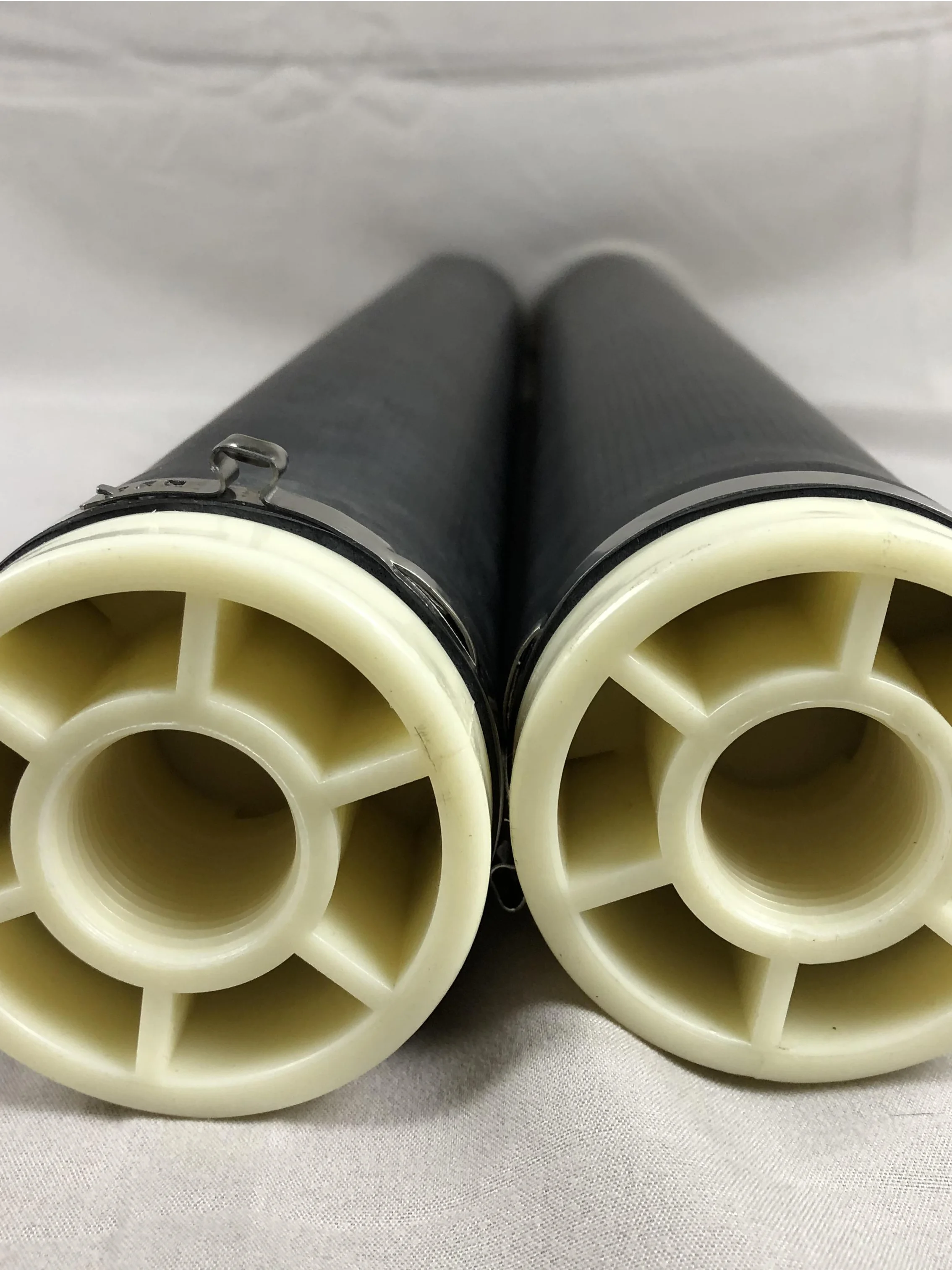 China Made EPDM SILICONE Membrane Micro Fine Bubble Diffuser Bubble Aerator Tube for Shrimp Pool Industrial Wastewater Treatment