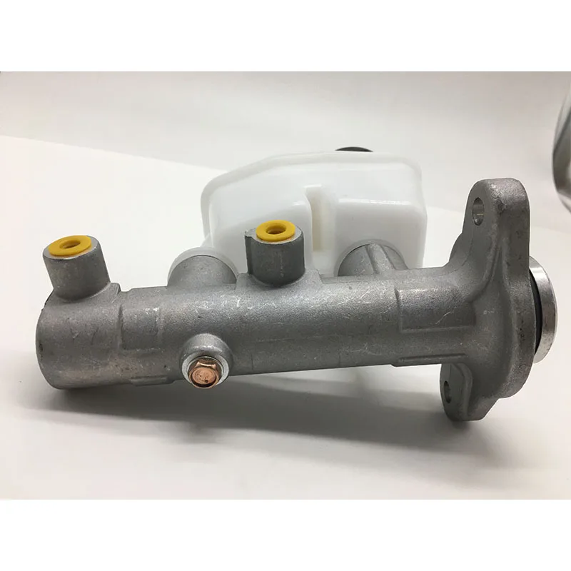 XYAISIN 47201-60831 Brake Master Cylinder fit  for Toyota Land Cruiser HZJ78 HZJ79 FZJ78 FZJ79