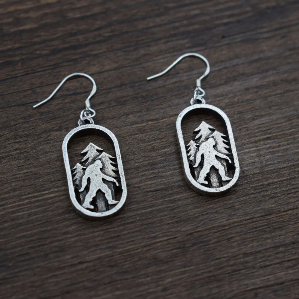  Sasquatch bigfoot earring friend Birthday gift Nature