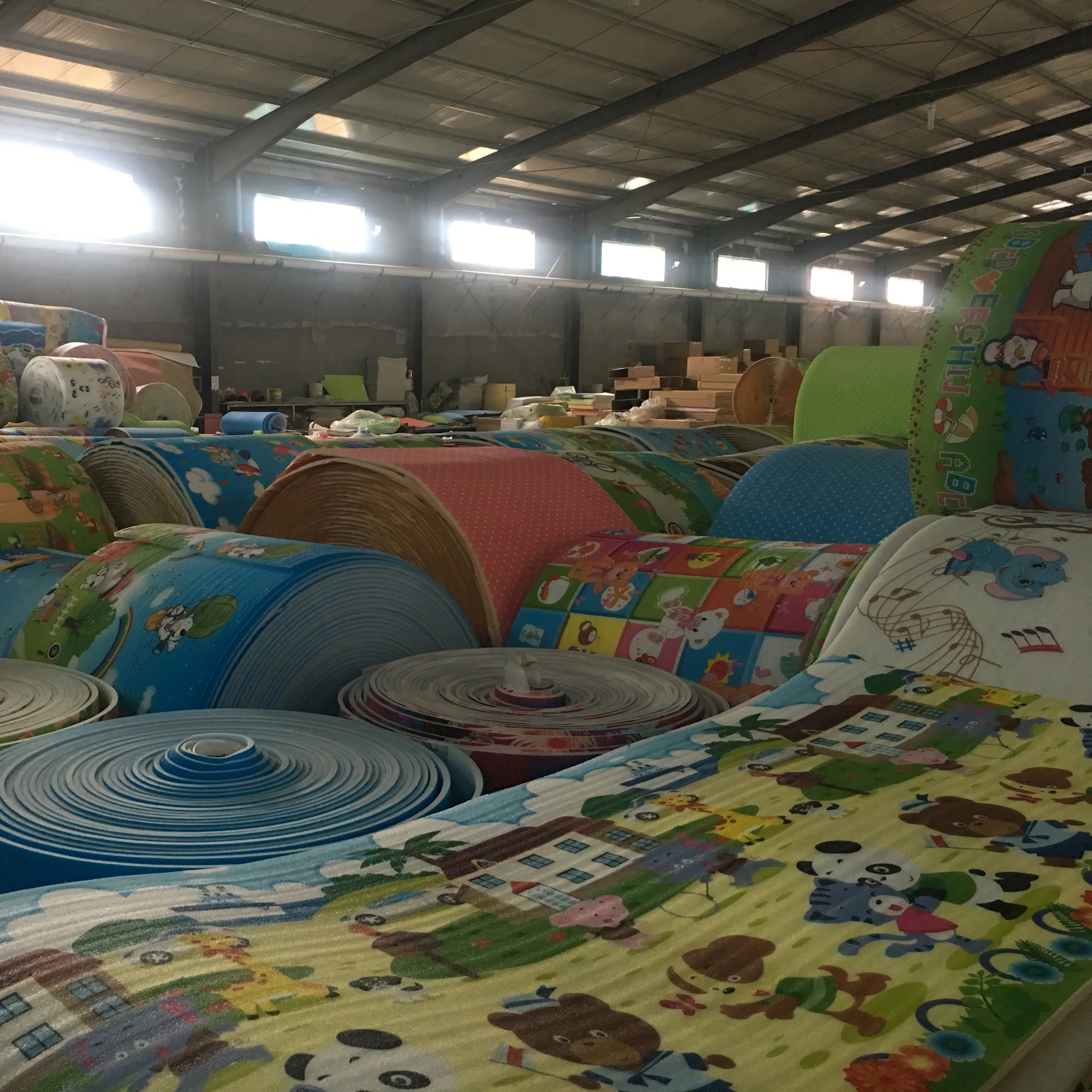 Waterproof cartoon portable kid play mat educational folding kids mat non toxic xpe foam baby playing mat