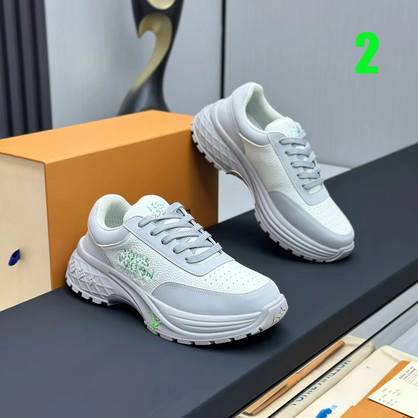 Luxury designer high quality printed casual shoes High-end basketball sneakers Unique luxury brand running shoes Fashion shoes