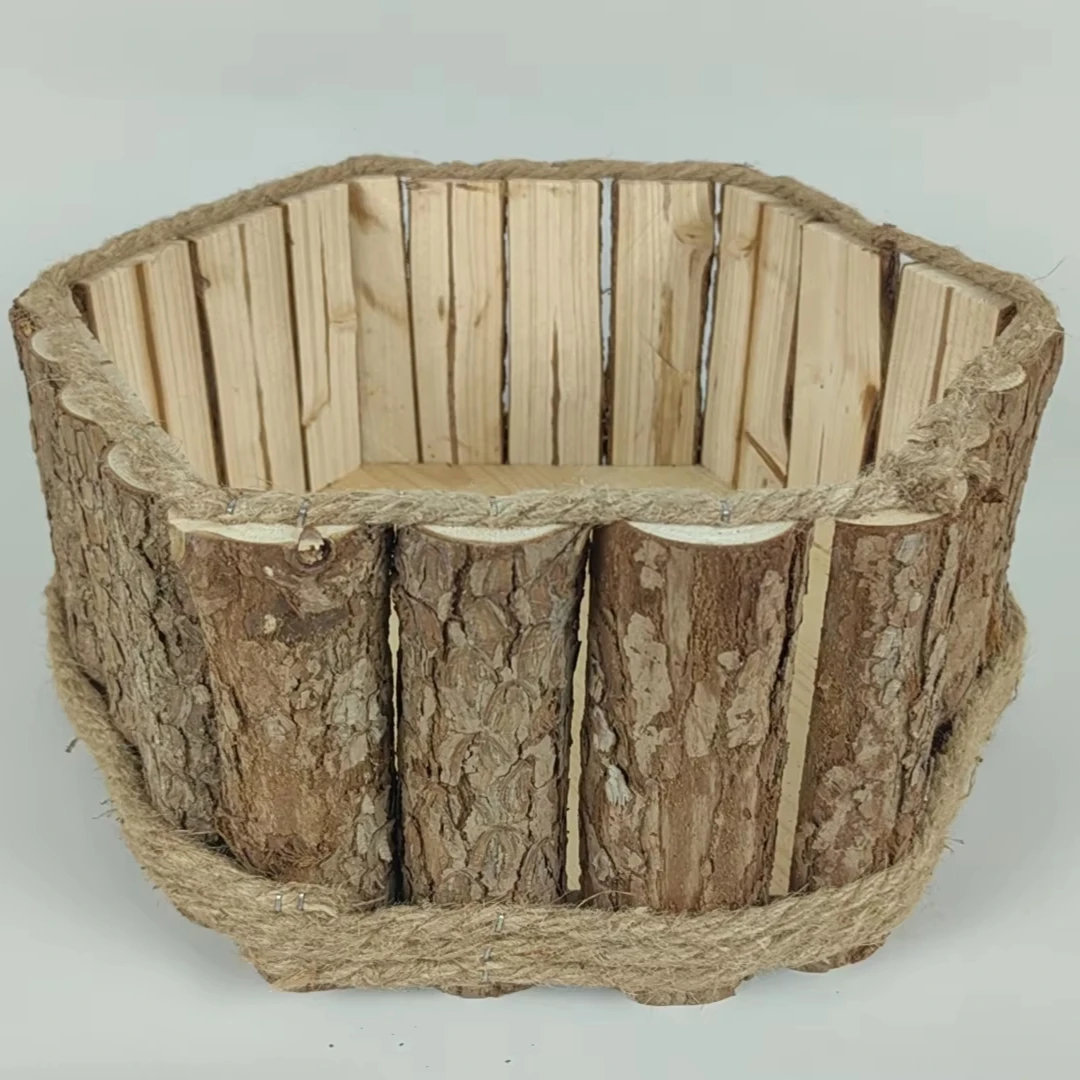 Customized Eco-Friendly Pine Wooden Flower Pot Creative and Unique Wood Crafts for Home Decor for Indoor and Outdoor Use