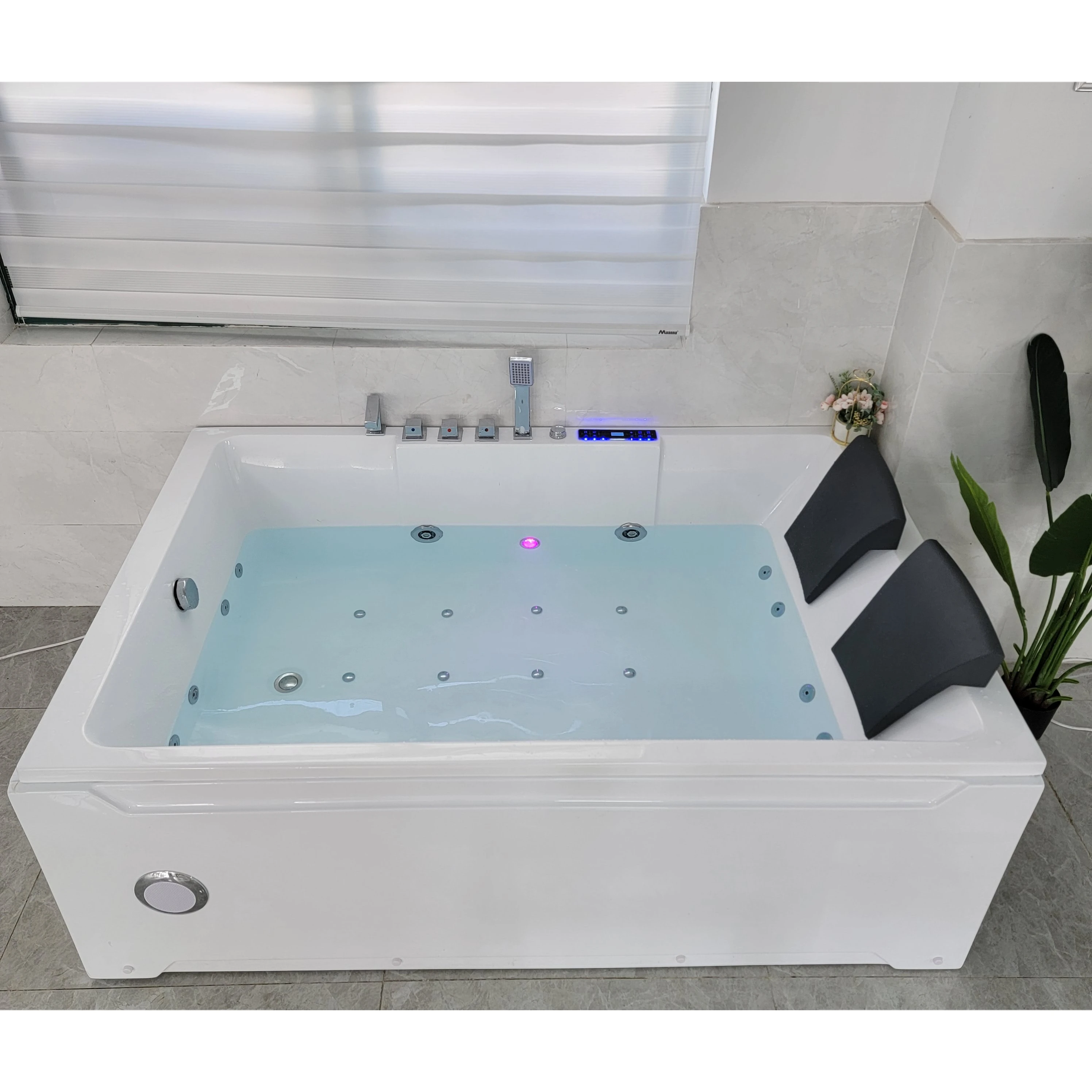 LED jets 2 person spa rectangle large space whirlpool massage bathtub with FM radio