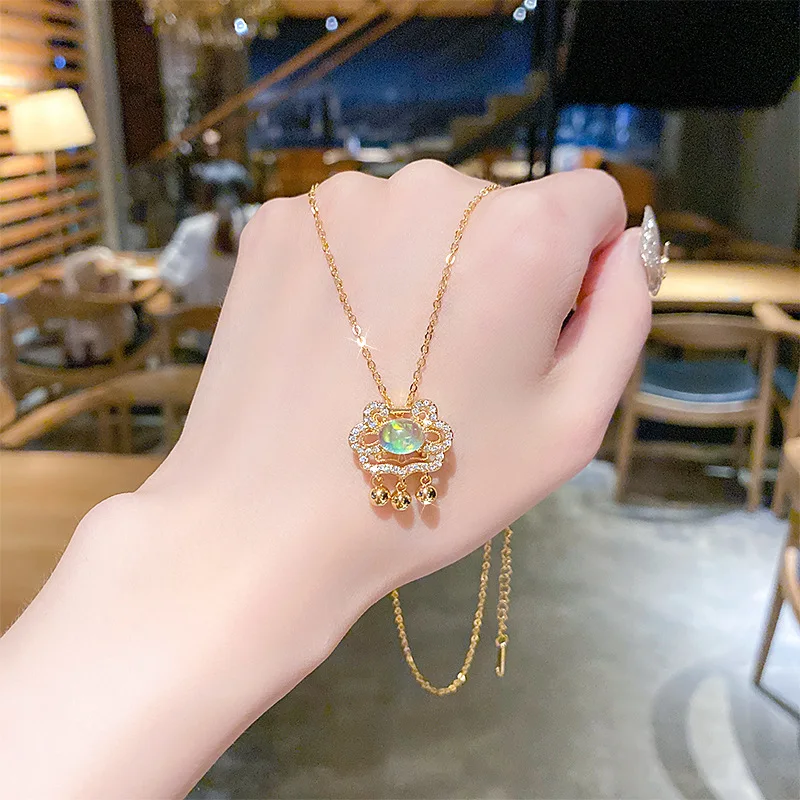Light Luxury Titanium Steel Necklace Fashion Pendant All Kinds Of Senior Sense Does Not Fade Color Collarbone Chain Girl