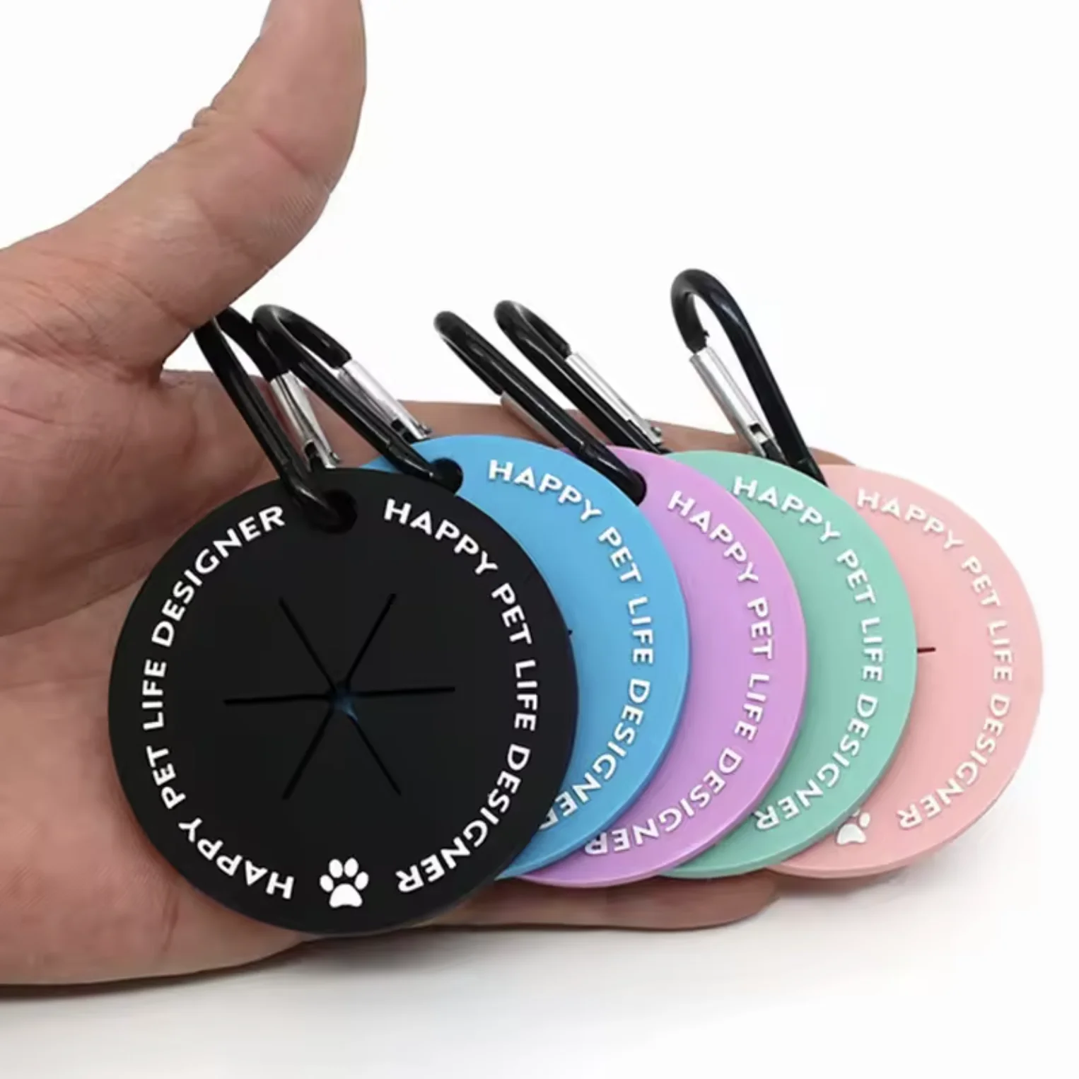 Custom Hands Free Rubber PVC Pet Waste Bag Dispenser Dog Poop Bag Holder with Carabiner Clip