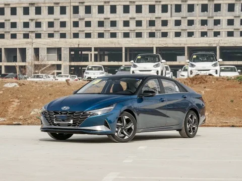 2023 New Used Car Petrol Sedan Hyundai Elantra Top Configuration 1.5L CVT Top Flagship Kazakhstan