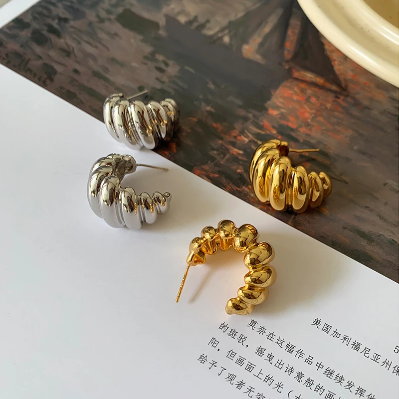 16mm*25mm 18K Gold Plated Big Croissants Earrings Baguette Twisted Hoop Earrings for Women Classic Fashion Hyperbole Jewelry Hot