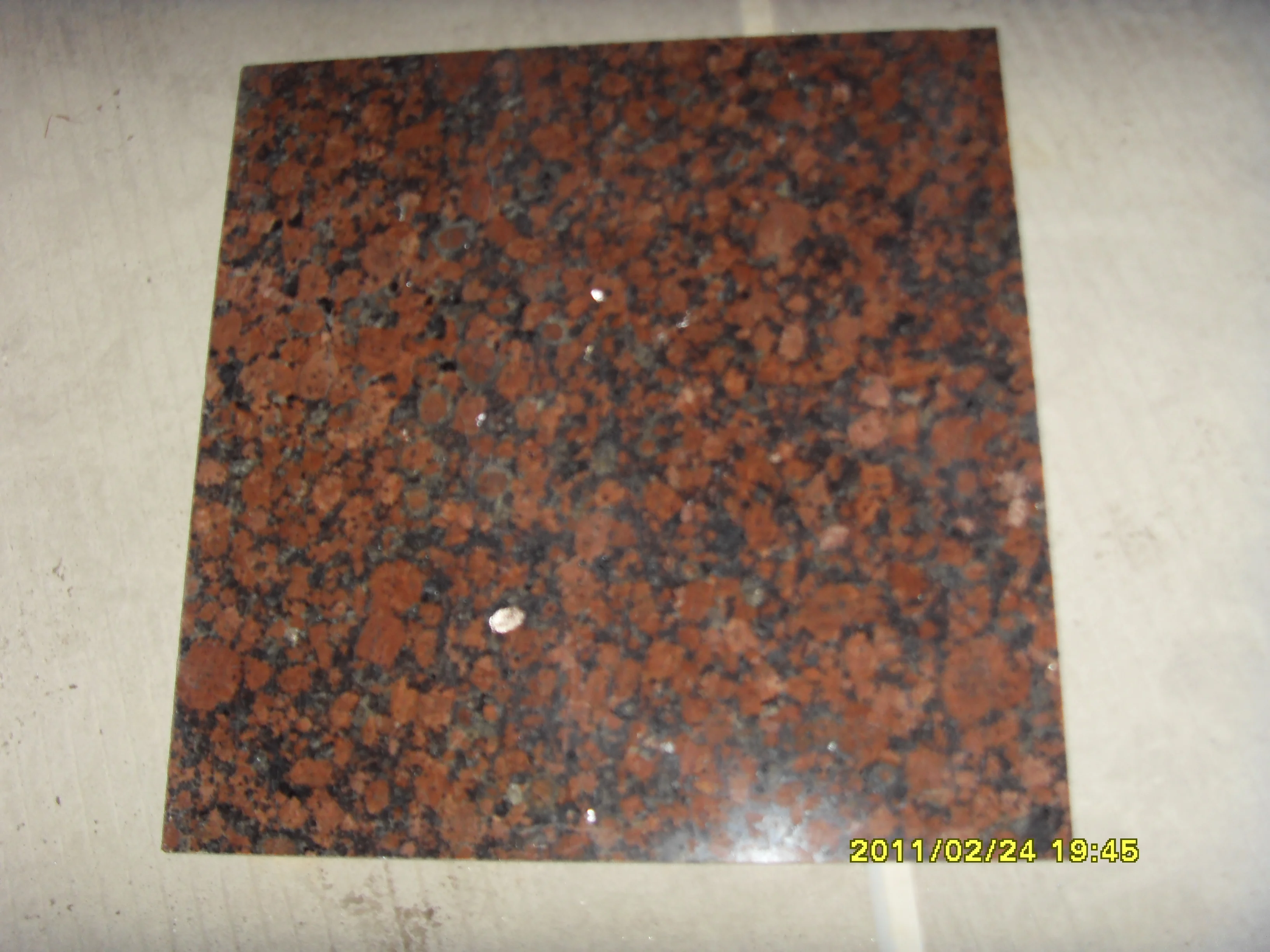 Low price rajasthan Carmen red granite jalore for cemetery vases