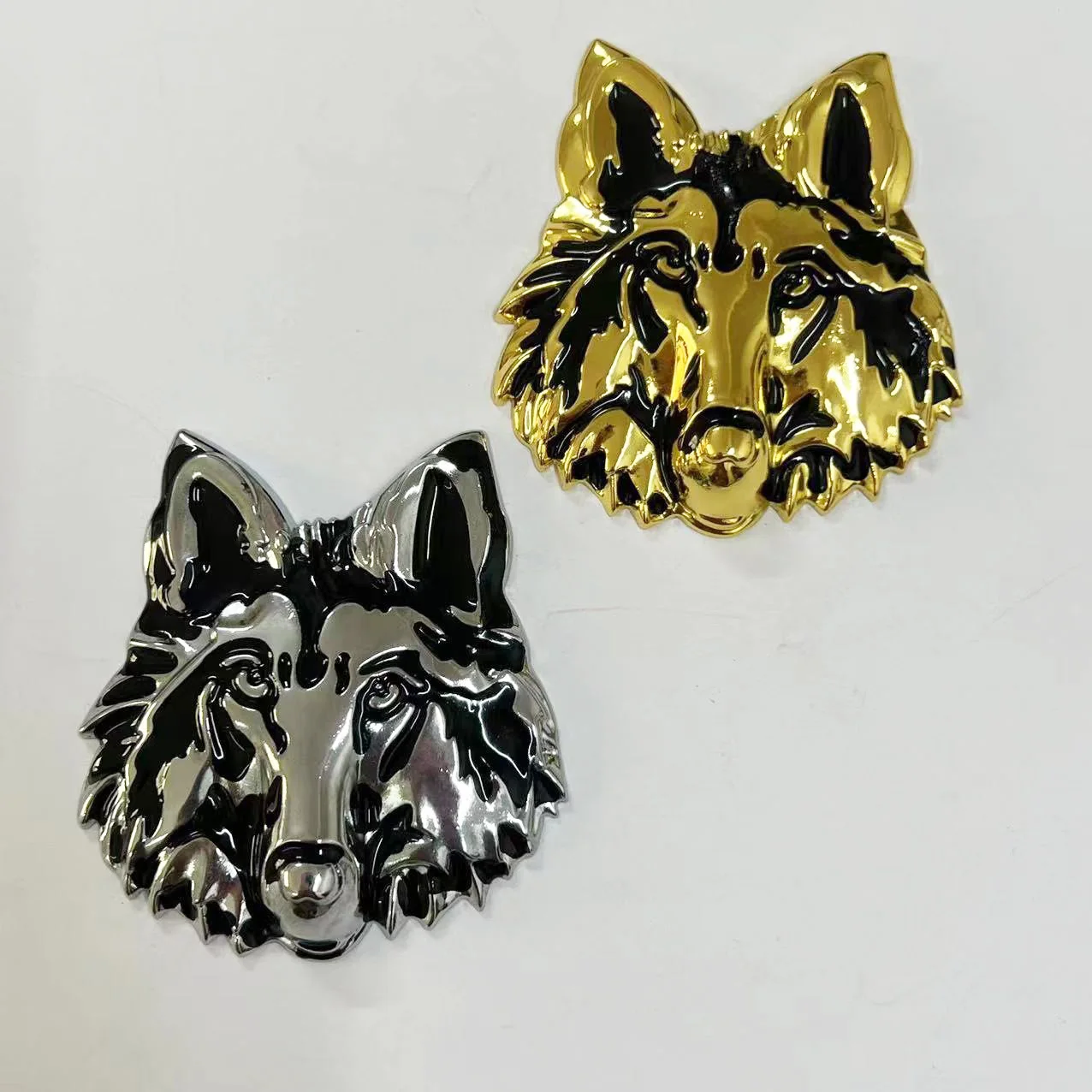 3D Metal Stereoscopic Wolf Head Car Emblem Personality Car Rear Trunk Badge