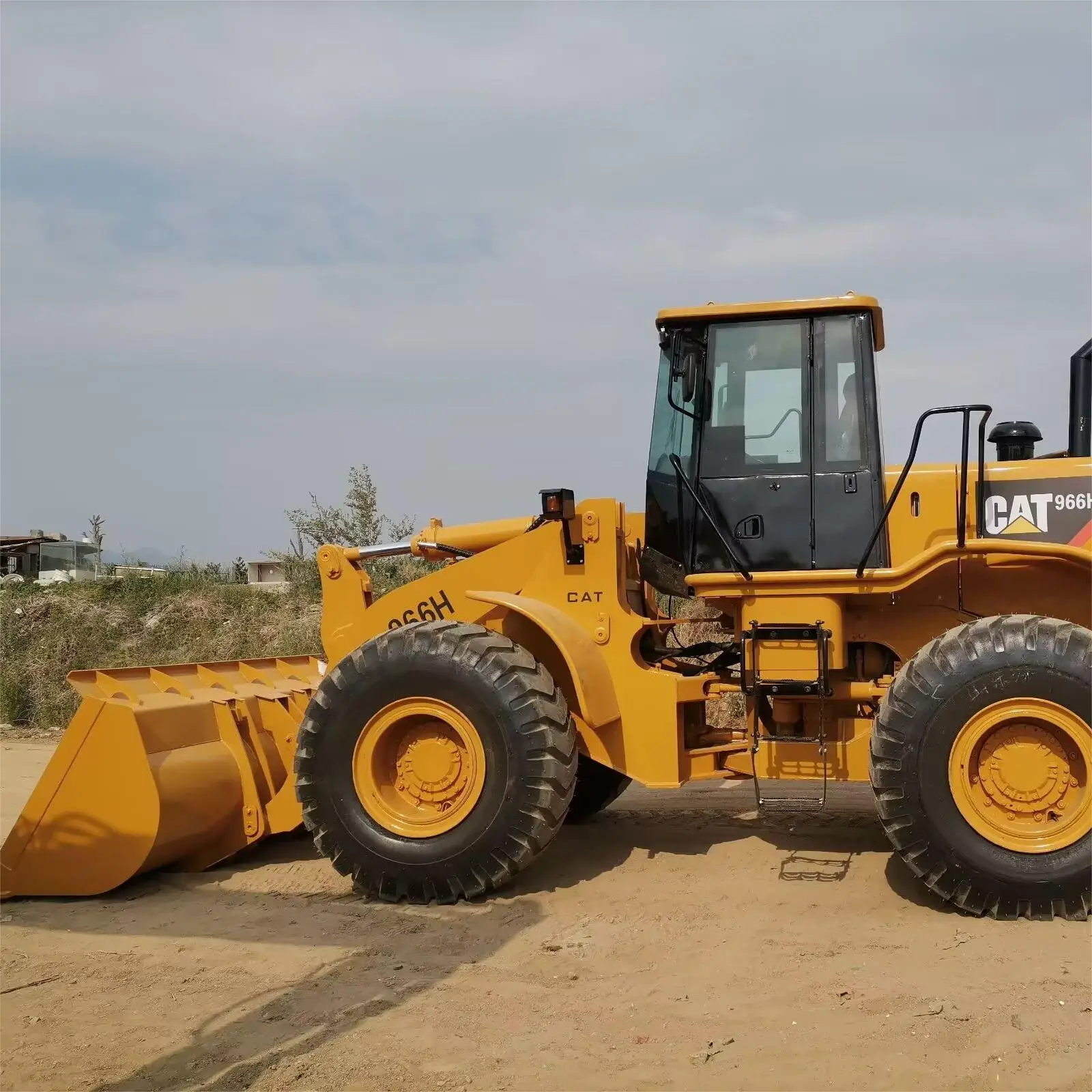 Used Good Condition Construction Site CAT 966H Payloader Machinery