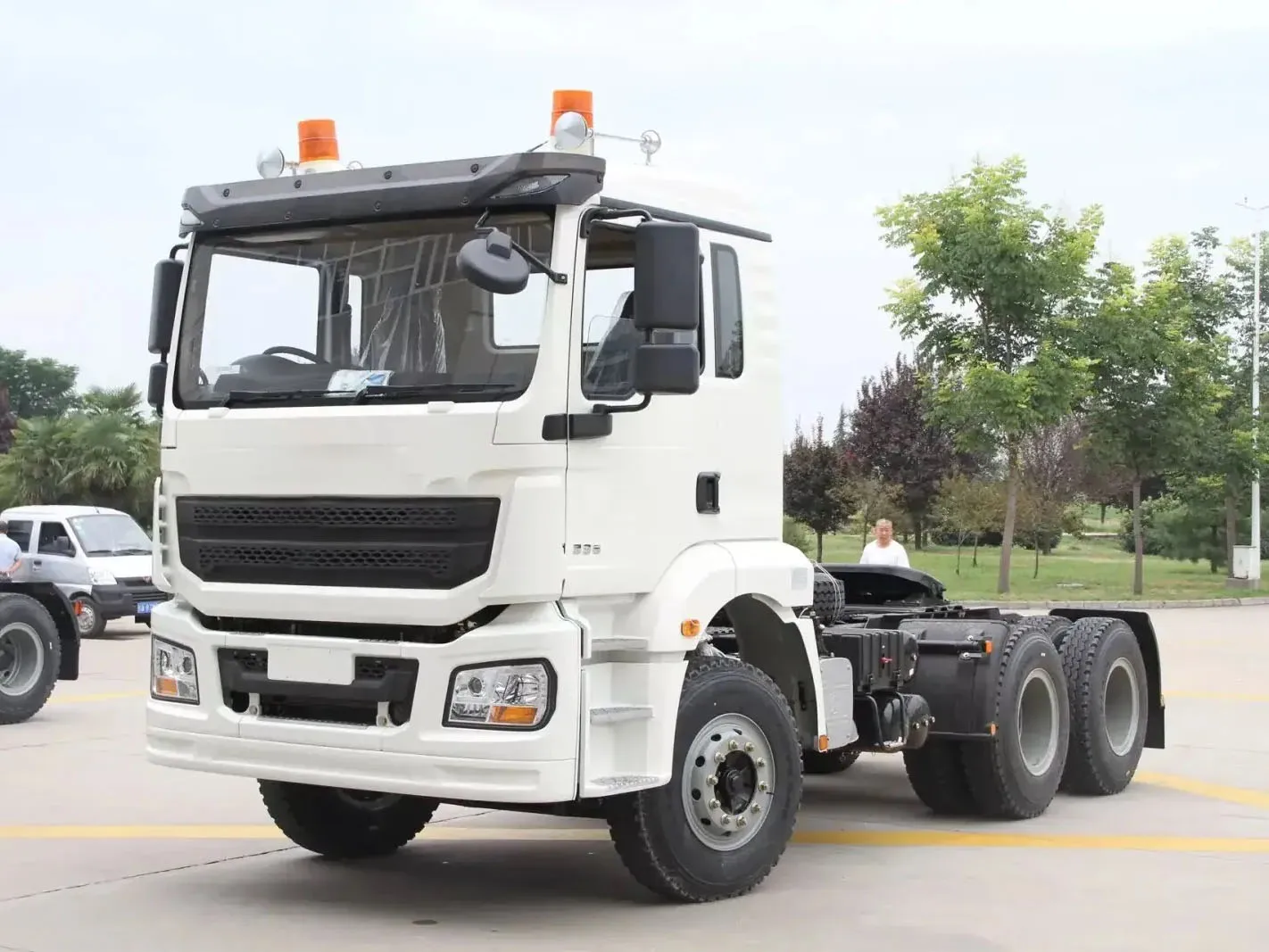 H3000 тяжелый грузовик новое состояние дизельное топливо автоматическая добыча 6x4 5T брутто