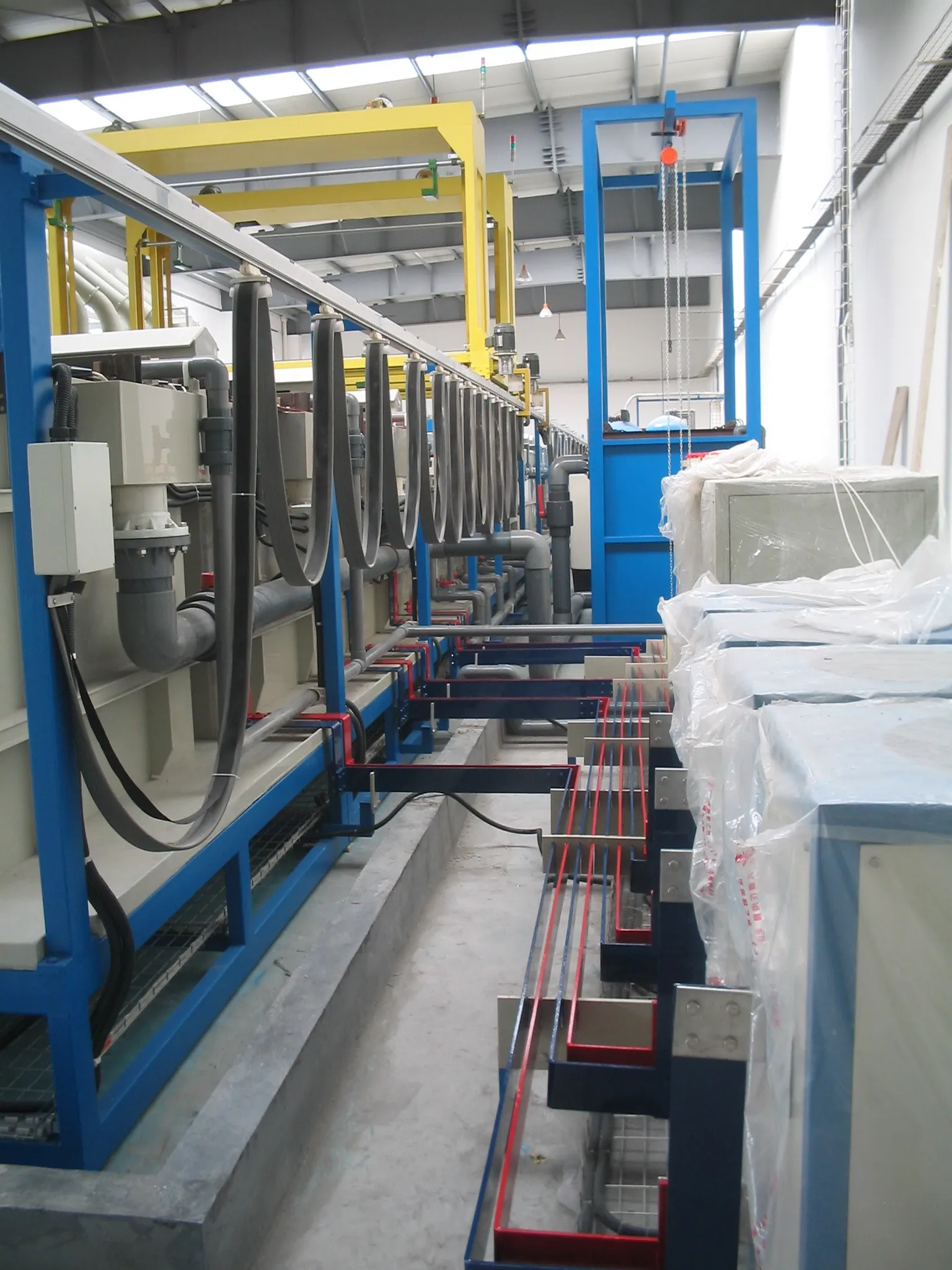 Automatic gantry type zinc plating production line