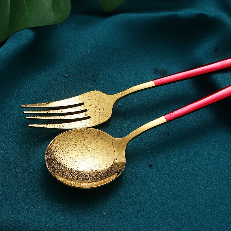 Luxury Party 4 Pcs Flatware Set Stainless Steel Titanium Plated Spray Painted Silverware Cutlery Set