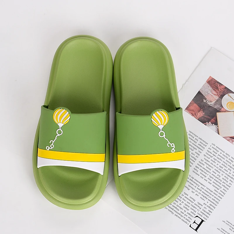 HN0685 Custom Logo New Design Hot Selling Lover Beach Sandal Shoes Yeezy Eva Water Slide Foam Wholesale Runner Sport Slippers