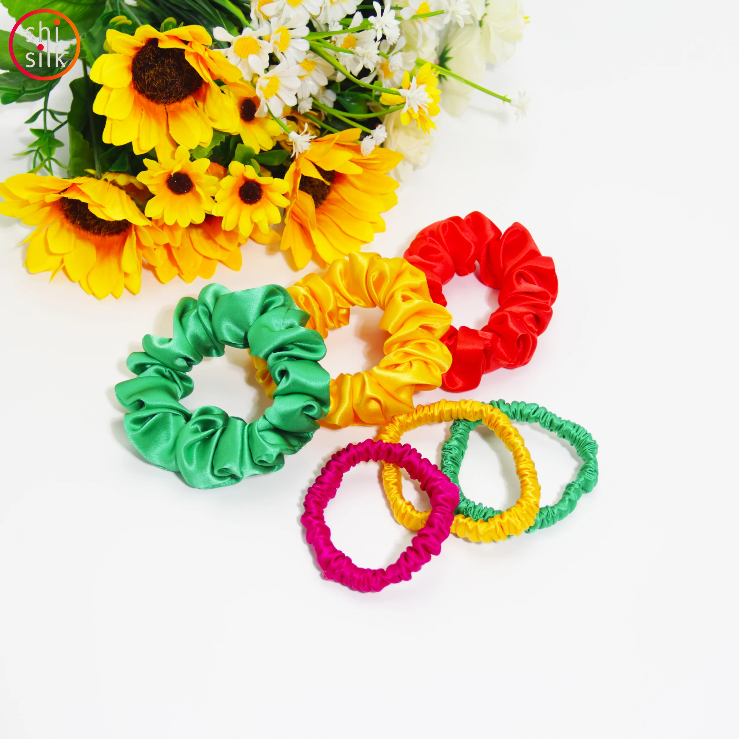 Different design styles are cheap jumbo silk scrunchie high quality hair ties scrunchies