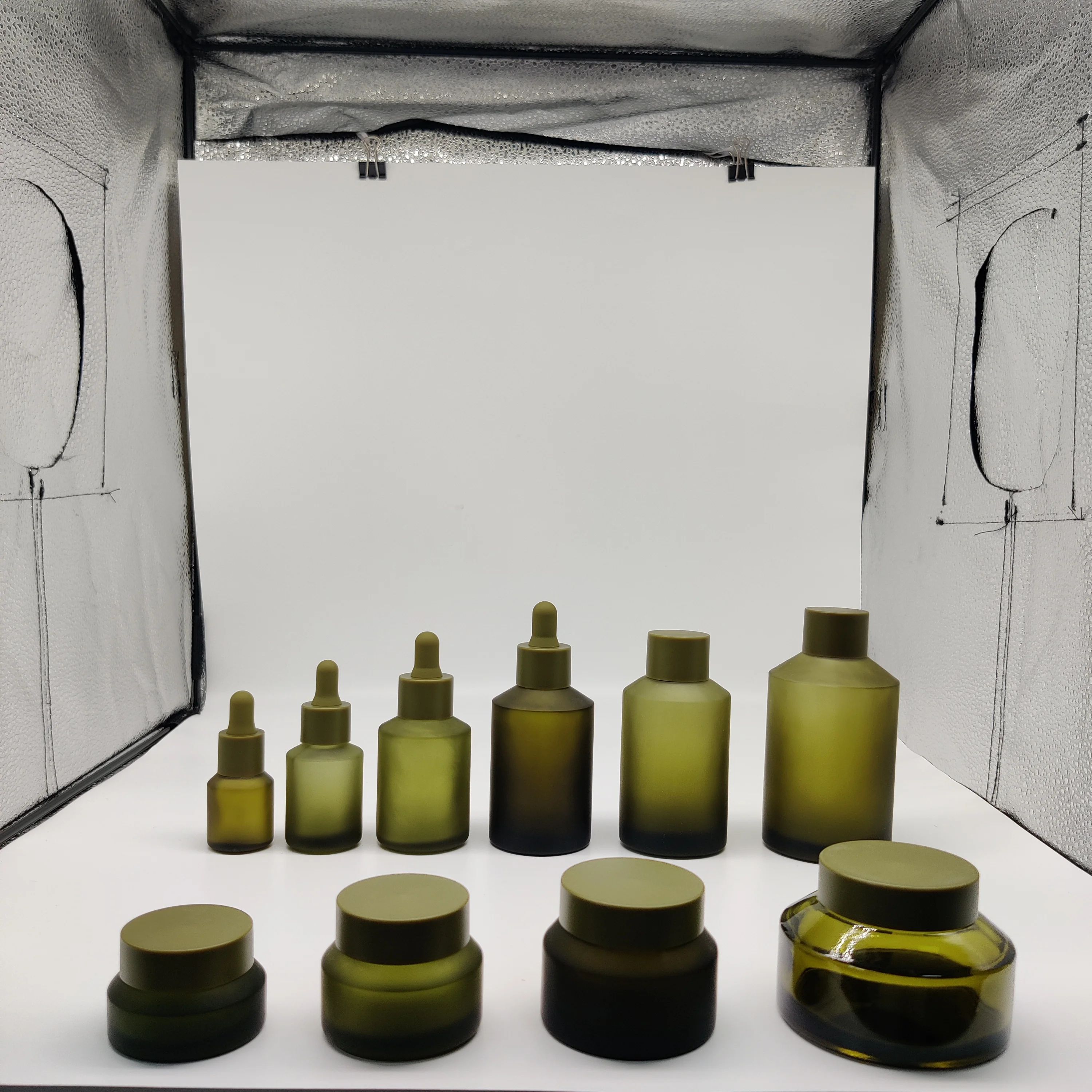 cosmetic packaging opal white cream glass jar with bamboo like lid