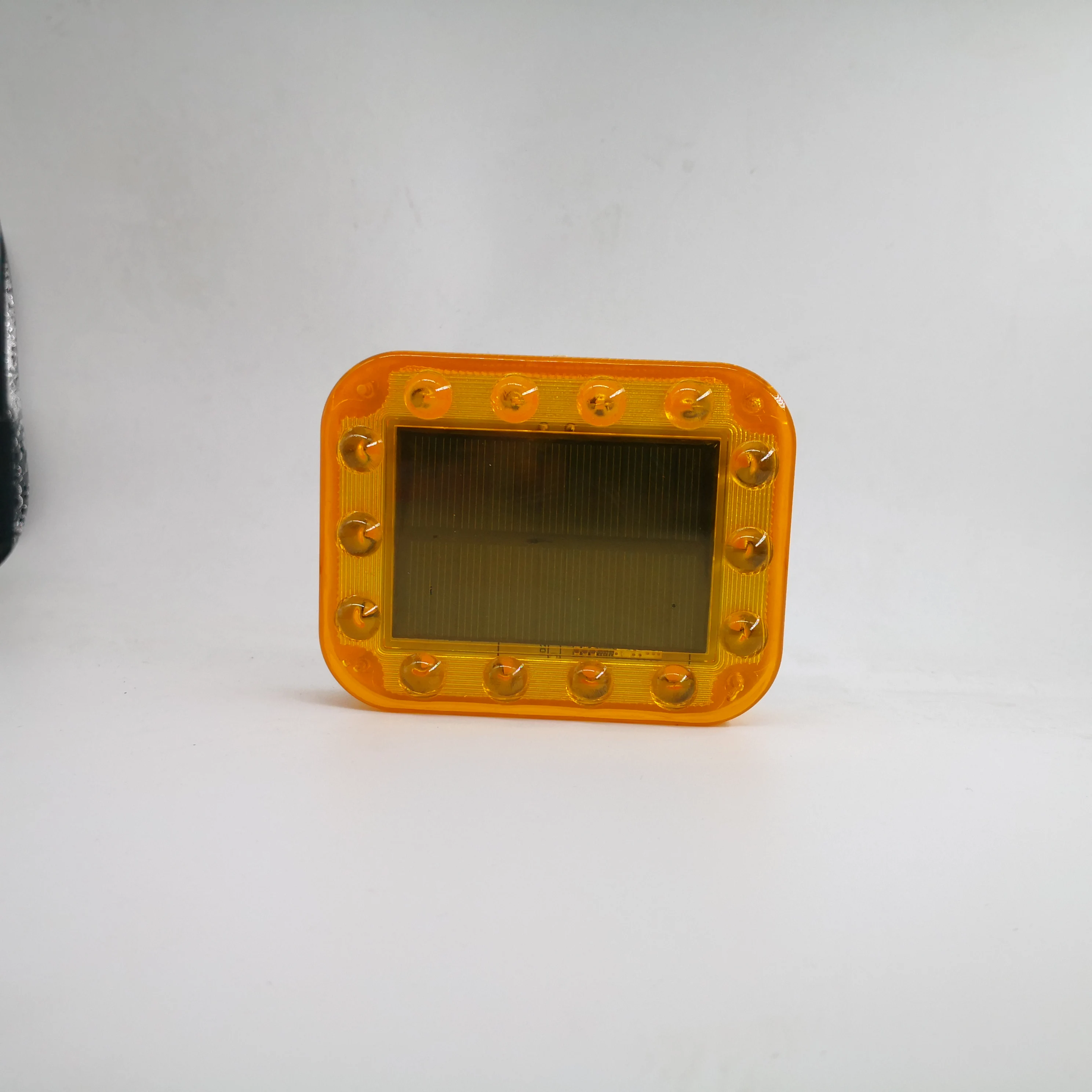 Автомобильный задний противоударный Солнечный сигнальный стробоскоп автомобильный грузовик автомобиль Ночная безопасность светодиодный Бесплатный провод задний фонарь