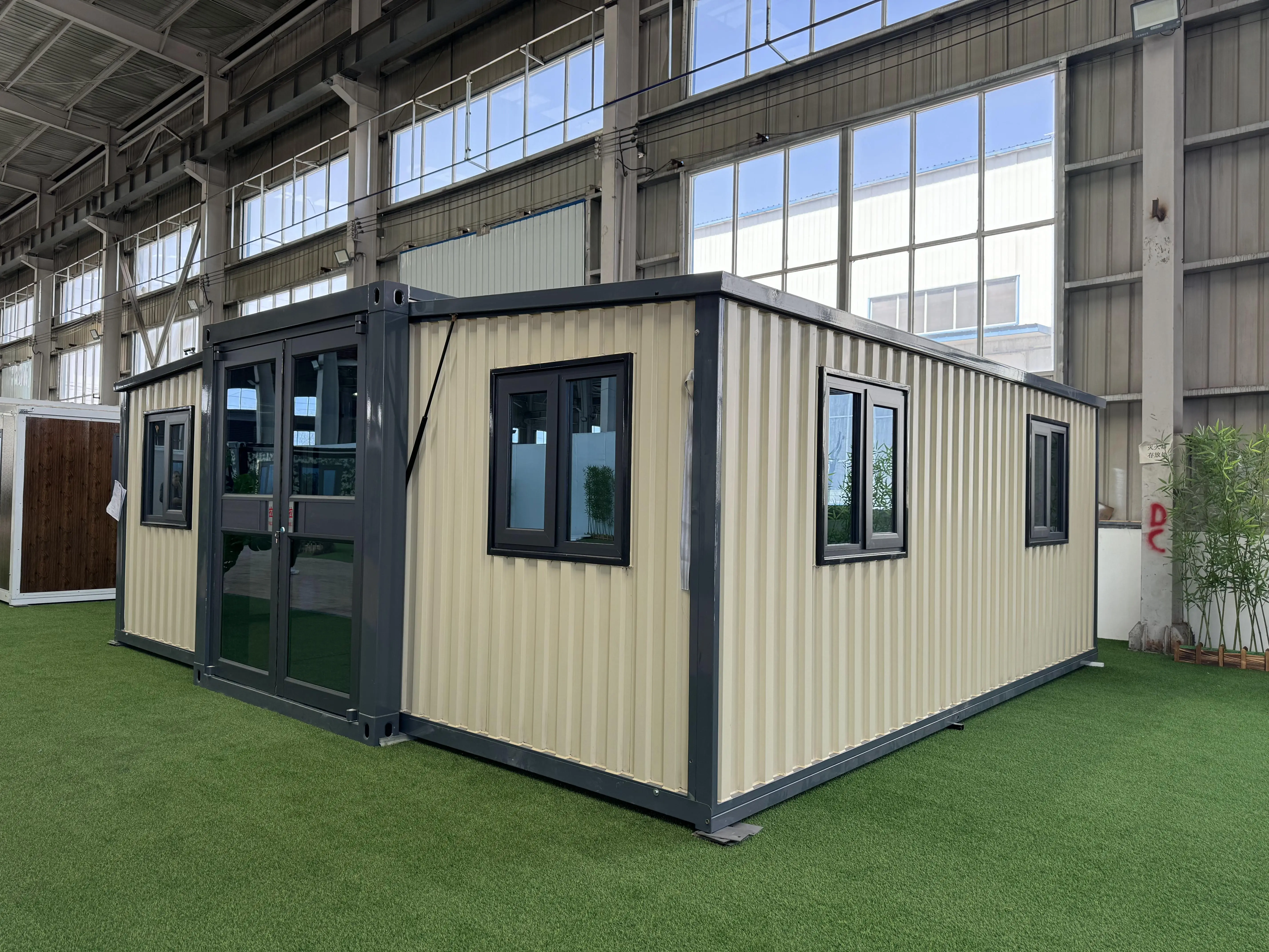 CGCH china suppliers custom 20ft 40ft expandable foldable container house prefab bedroom homes folding tiny fold out house