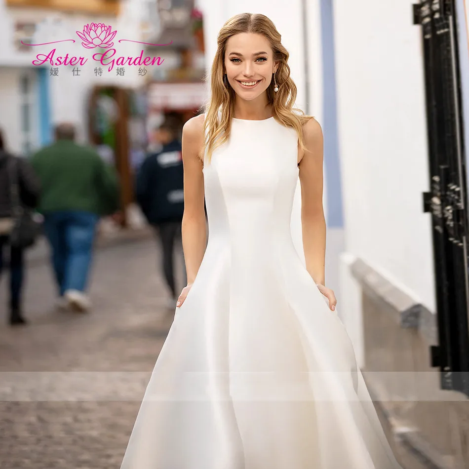 Aster garden Satin Wedding Dress 2021 Graceful Backless Scoop A-Line Sleeveless Button Vintage Bride Gowns Vestido De Noiva