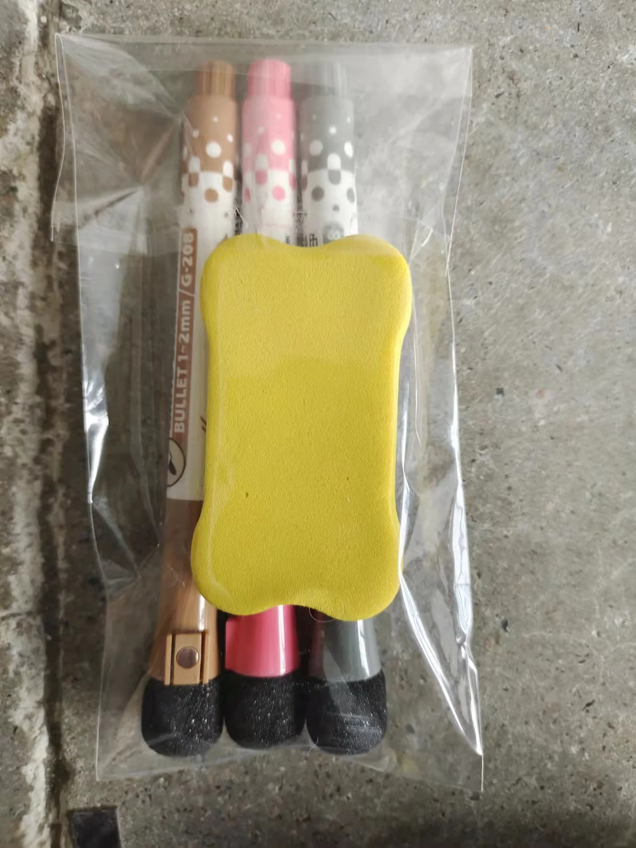 Competitive Price Multi-colored Smooth Writing Board Pen with whiteboard eraser in 3 colors dry erase marker pen