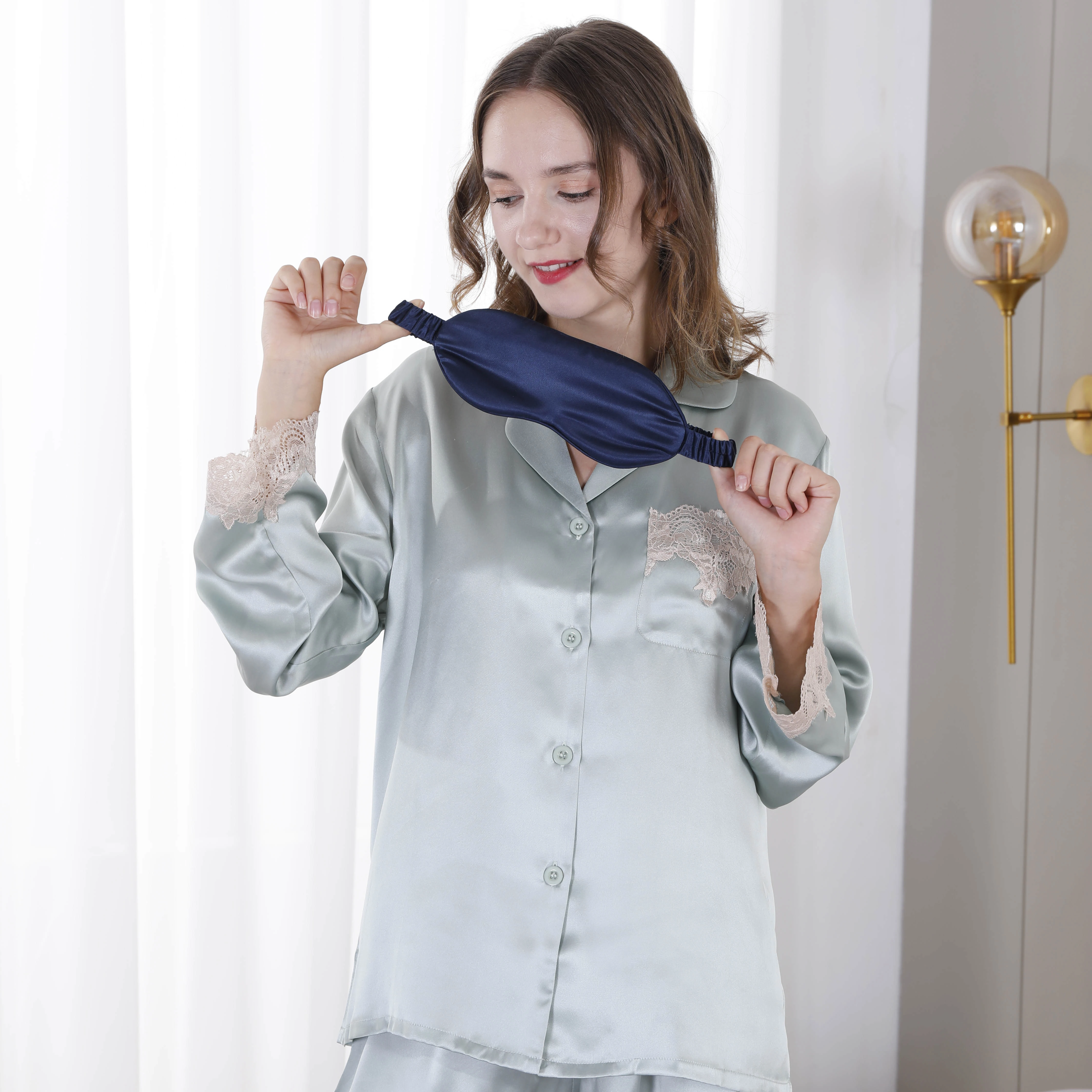 Amazon Hot Sale Whole Sale Supporting Customization Fashionable and Luxurious 19mm 100% Silk Eye Mask