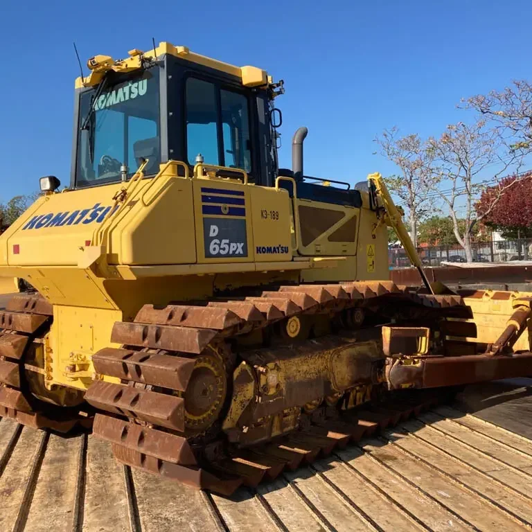 Строительная техника Komatsu D65PX-17 бульдозер