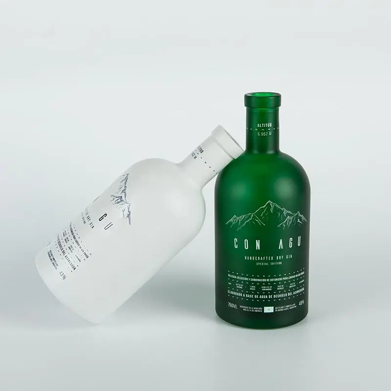 Hot Sale Customized Label Bar Top Classic Nordic Thick Bottom 750ml White Green Vodka Whisky Glass Spirit Bottle With Caps (1600514194618)