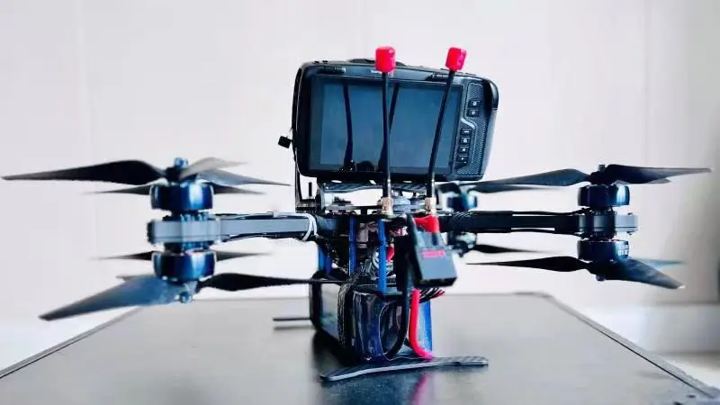 8'' plane 5600mah 6S 2.jpg