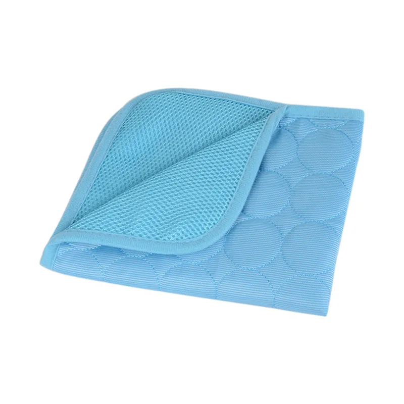Washable Pet Cooling Mat Cold Pet Pad Cats Portable Reusable Breathable Dog Cooling Bed Mat for Dogs