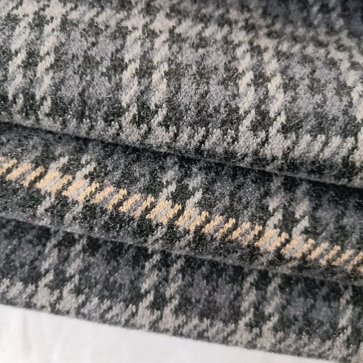 2021 Fashion Plaids Suit Fabric For Women With Cheap Price