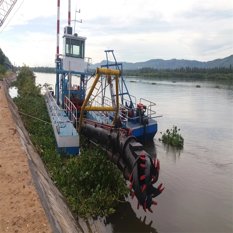 24 Inch CSD600 6000 CBM/h Sea and River Cutter Suction Sand Dredger for sale