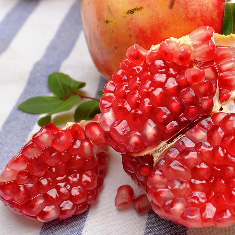 2022  Soft seed pomegranates from Yunnan China sell well in various countries for wholesale deliciousness coexist is now picked