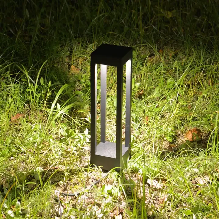 Waterproof IP65 110V 220V Outdoor LED Garden Lawn Light For Landscape Yard Pathway Post Lamp