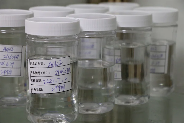 Factory Supply Caprylic/Capric Triglyceride CAS 73398-61-5 CAS 65381-09-1 For Moisturizer Skin care