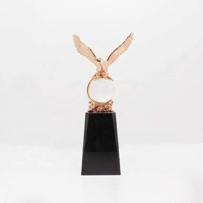 New Design Crystal Award Glass Eagle Trophy for Business Gifts
