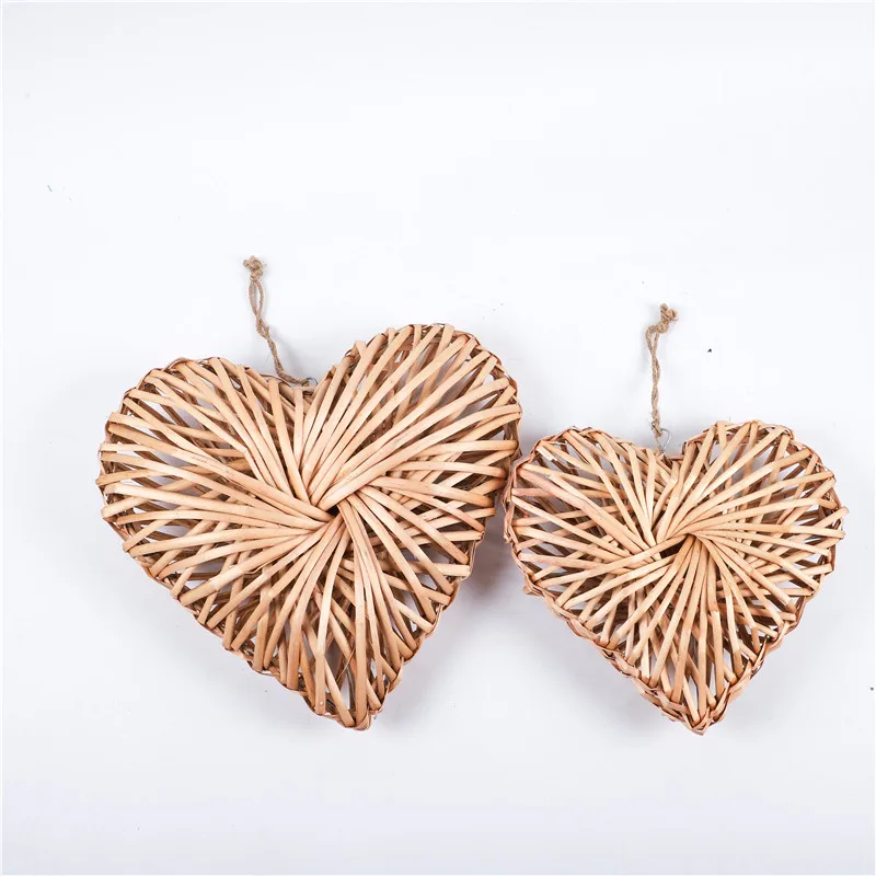 Best Design Wholesale Cheaper Handmade Wicker Willow Heart For Home Decoration