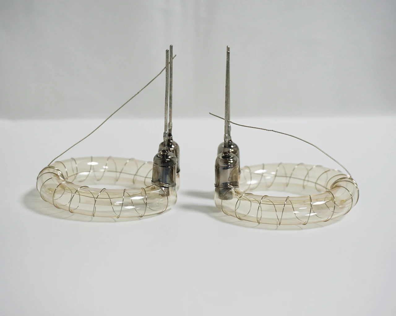 Suppliers Provide Xenon Lamps for Solar PV Module Tester Solar Panel Xenon Lamp Sun Simulator