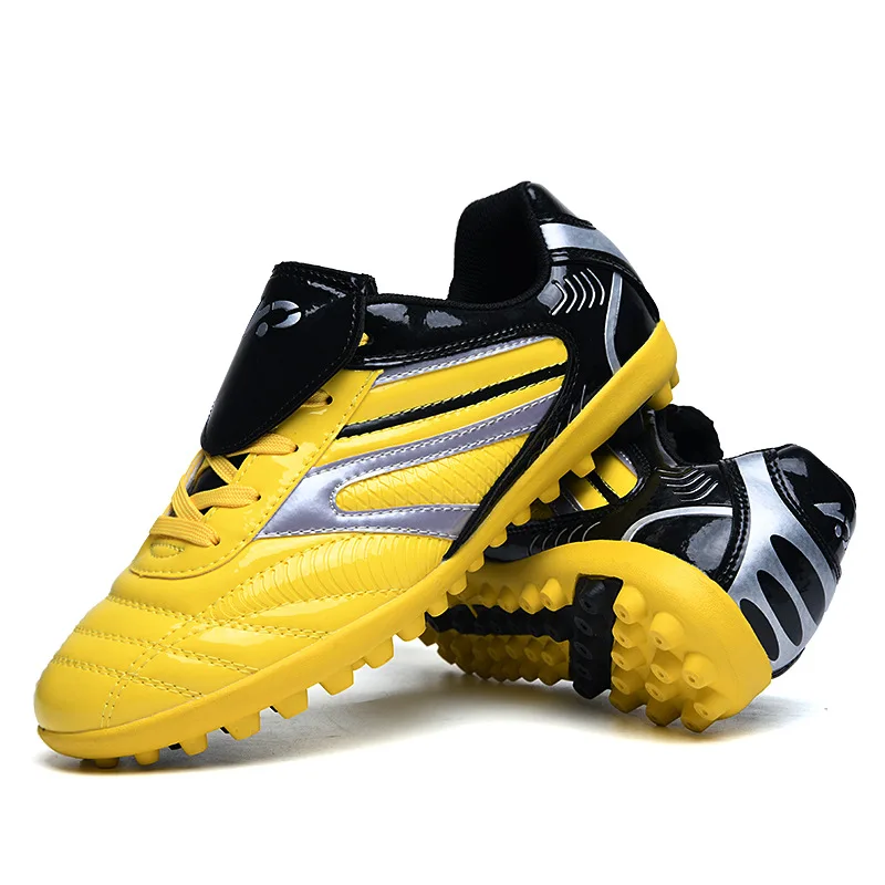 Customized Chuteira Men Football Boots Cleat Anti-slip Cozy Soccer Sports Shoes for Male