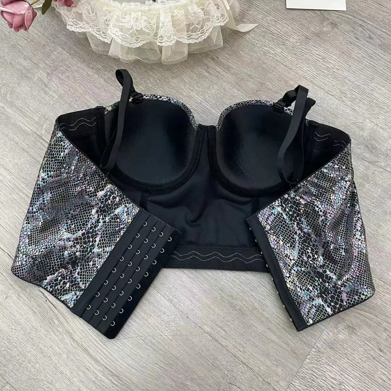 High Quality PU Leather Breastwear Halter Vest Bralette Corset Bra Top Beauty Gather Fishbone Corsets Femme Korset Per Femra